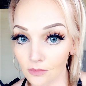 Meet your Posher, Leslie